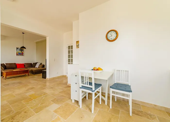 Haut De Villa, Vue Sur Mer A Sainte-Maxime